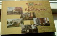 T(e)huis in Apeldoorn. W.Kroon. ISBN 9064697574.