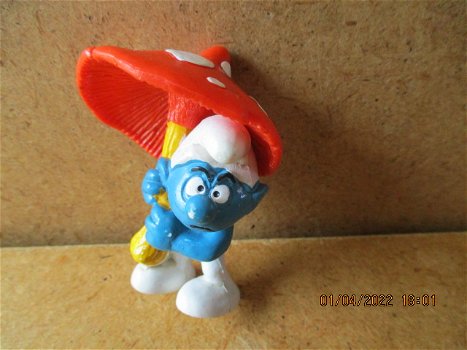 ad1528 smurfen poppetje 1 - 0