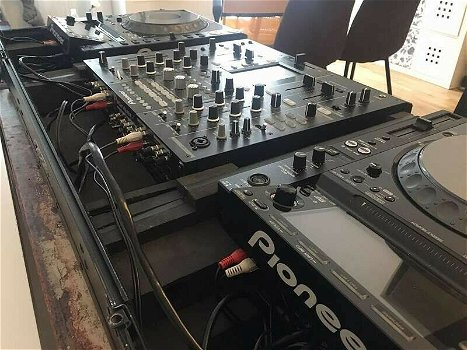 2 X Pioneer CDJ 2000 NEXUS + DJM 2000 NXS - 1