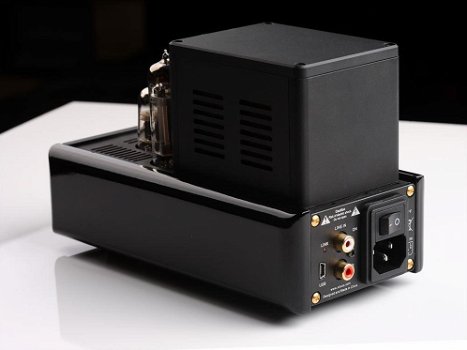 xDuoo TA-03 Tube Amplifier ( 24Bit/192KHz USB DAC ) - 1