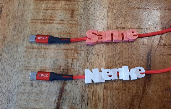 Wilt u een uniek cadeau? Bestel dan een USB-C kabel met naam - 3