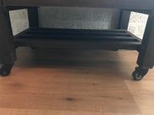 Een koloniaal hardhouten serveertafel, rolbare tafel,tafel - 4