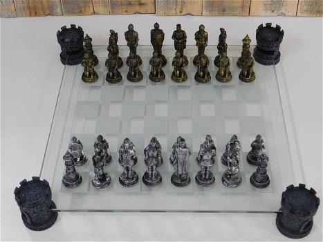 Een prachtig schaakspel-schaakbord met glas , kado - 0