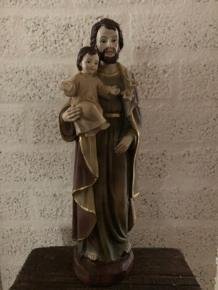 Mooi beeld van Jozef met de Here Jezus op de arm, poly - 6