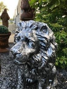 Prachtig beeld van een leeuw, polystone, zilver-grijs,detal - 7