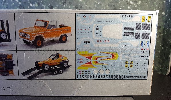 Bronco with dune buggy 1:25 Revell - 2