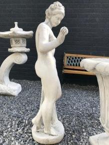 Vol stenen beeld van Venus met appel, tuin beeld - 4