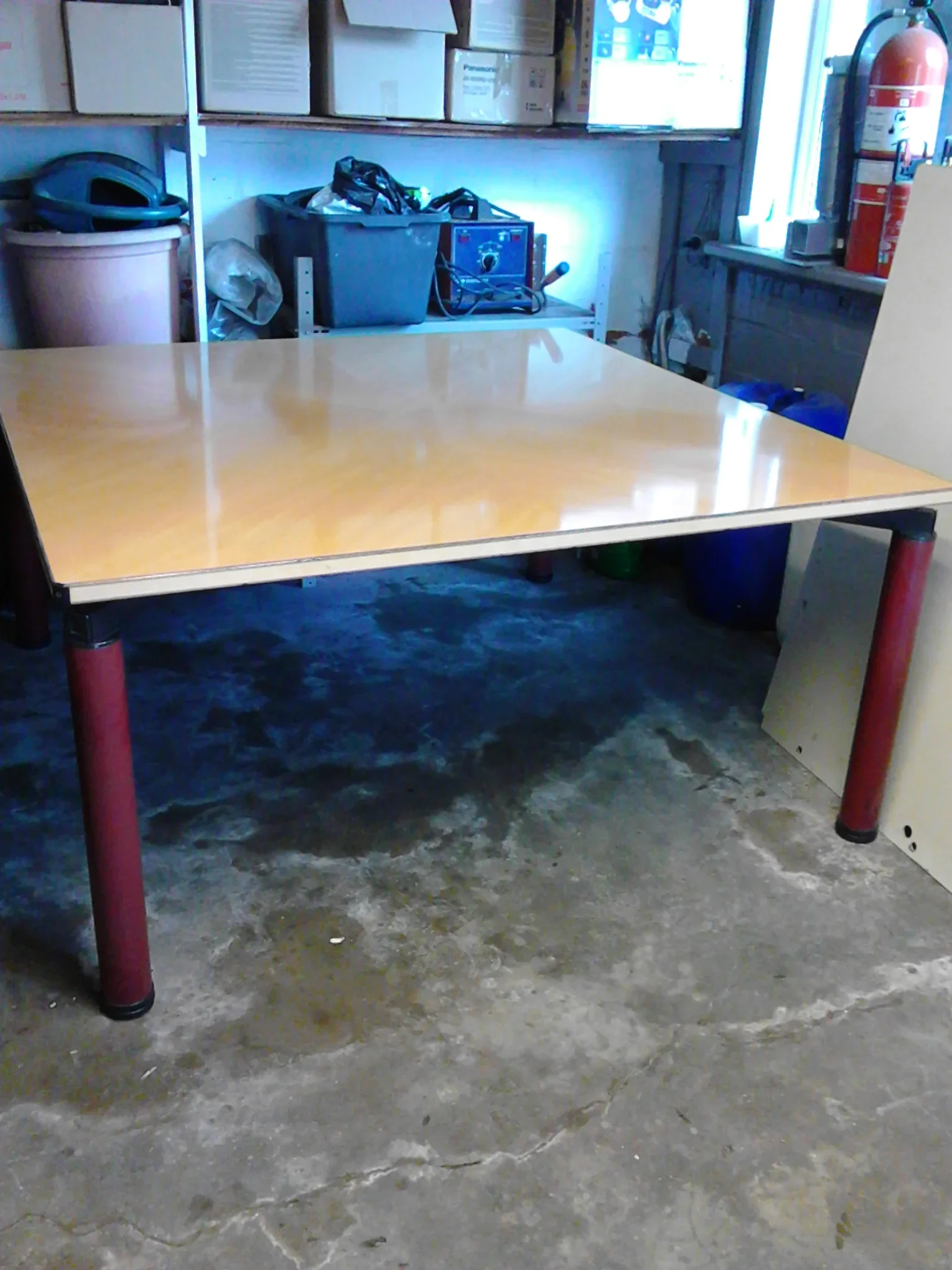 kantoor tafel - nr. 1