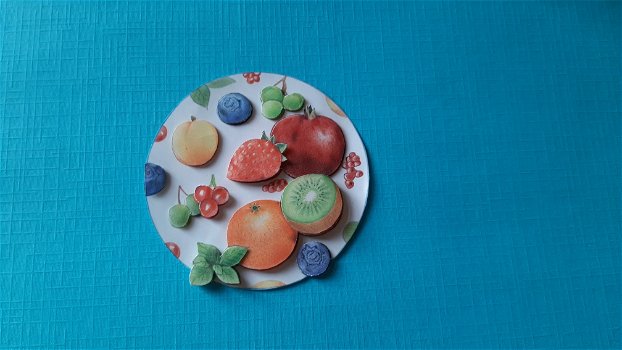 j042 Jeanine / fruit - 0