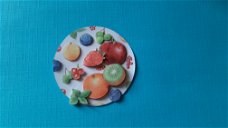 j042 Jeanine / fruit