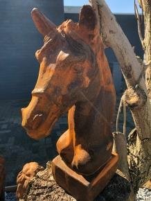 gietijzeren-sculptuur-paardenhoofd , paard , tuinbeeld - 1