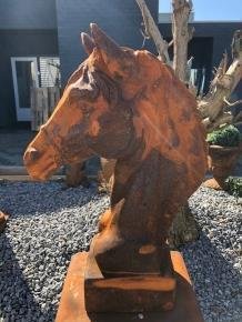 gietijzeren-sculptuur-paardenhoofd , paard , tuinbeeld - 4