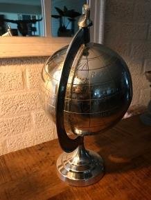 Wereldbol , globe, aluminium op voet ,kado ,wereld - 0