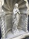 Beeld Maria, biddend, in een kapel, Maria Lourdes, Mariakapel - 3 - Thumbnail