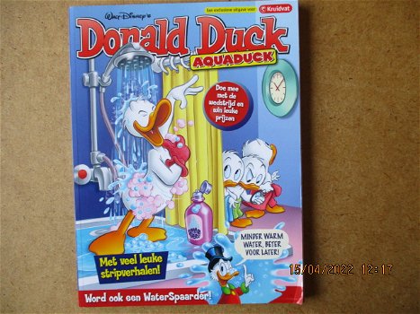 adv6323 donald duck aquaduck - 0