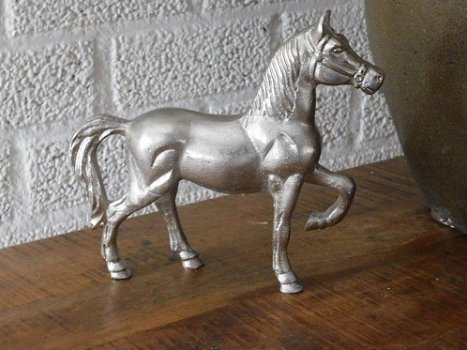 Paard gemaakt van aluminium, vernikkeld, dierenfiguur - 1