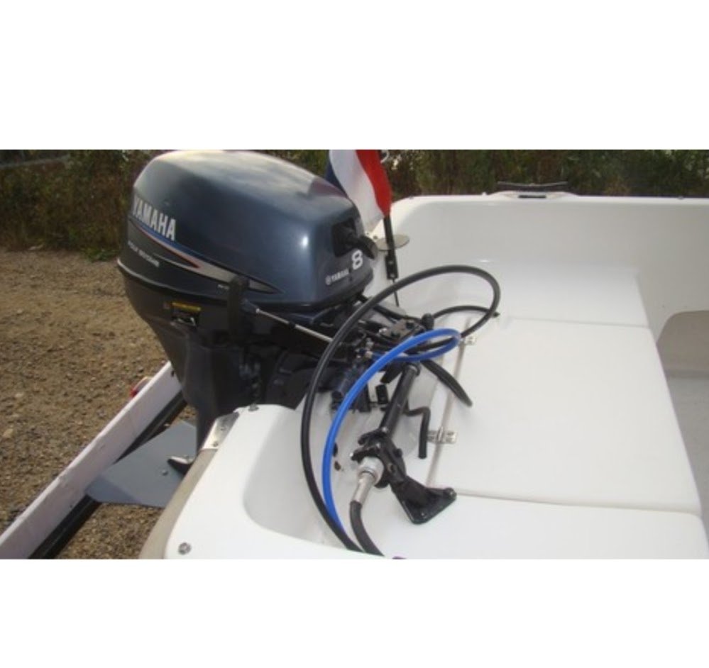 Topcraft Dinkey 330 incl trailer en 8 pk 4takt Yamaha - Afbeelding 3