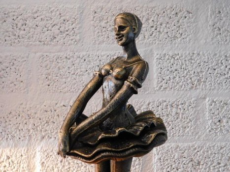 Beeld van een ballerina, gietijzer, brons , look , verzameling - 2