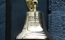Bel  Titanic 1912  met touw, messing , S , bel