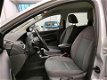 Ford Focus 2016 ruime station wagon met winterbanden cruise control trekhaak dakdrager - 2 - Thumbnail