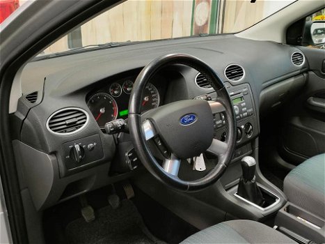 Ford Focus 2016 ruime station wagon met winterbanden cruise control trekhaak dakdrager - 4