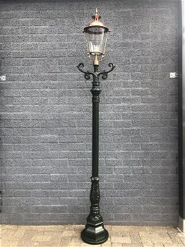 Buitenlamp, lantaarn, aluminium met koperen ronde kap, 240 . - 1