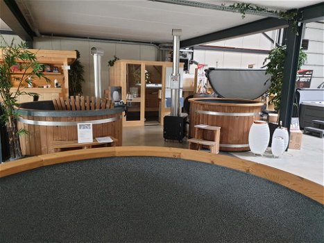 Duurzame hottubs | Vandaag open | Thermowood | ACTIES - 4