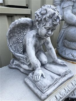 Engel met boek, beeld voor plechtigheid , grafbeeld ,graf - 0