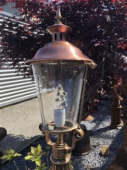 Lamp messing-koper rond glas op voet, uitstraling - 3