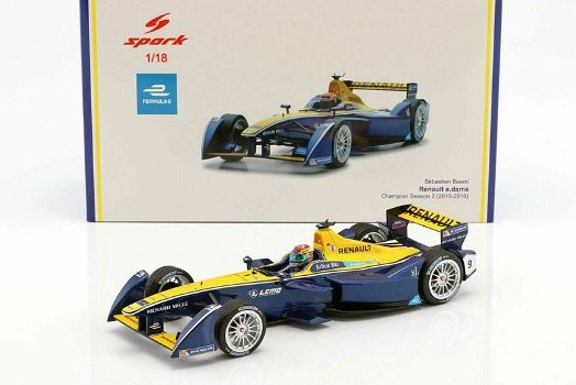 1:18 Spark Renault e.dams Formula E Champion 2015-2016 - 0