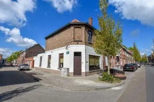 HOEKWONING MET 3 SLAAPKAMERS, met DAKTERRAS en garage te 8310 Assebroek Brugge - 0