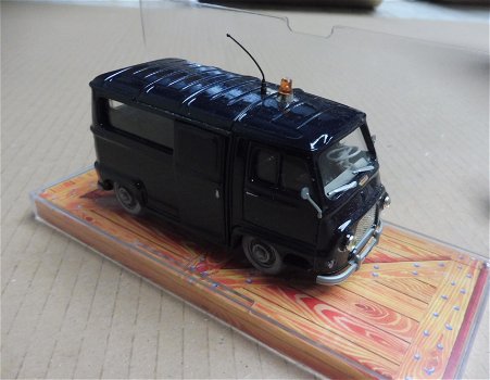 1:43 Norev Renault Estafette bestelwagen Gendarmerie - 1