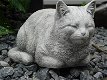 Stenen beeld van een poes , kat, zwaar tuinbeeld - 2 - Thumbnail