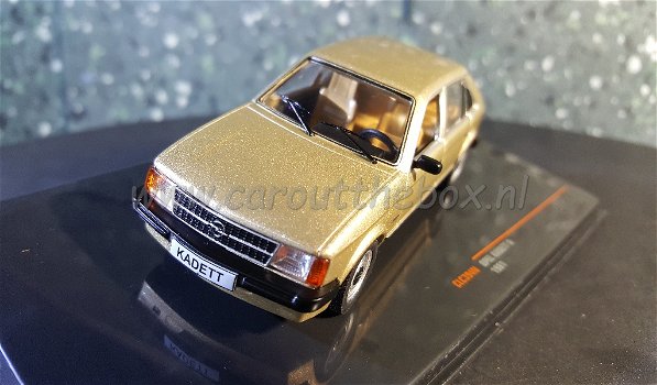 Opel Kadett D 1981 beige 1/43 Ixo V645 - 1