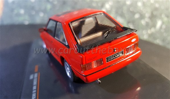 Ford Escort MK IV XR3i 1990 rood 1/43 Ixo V646 - 2