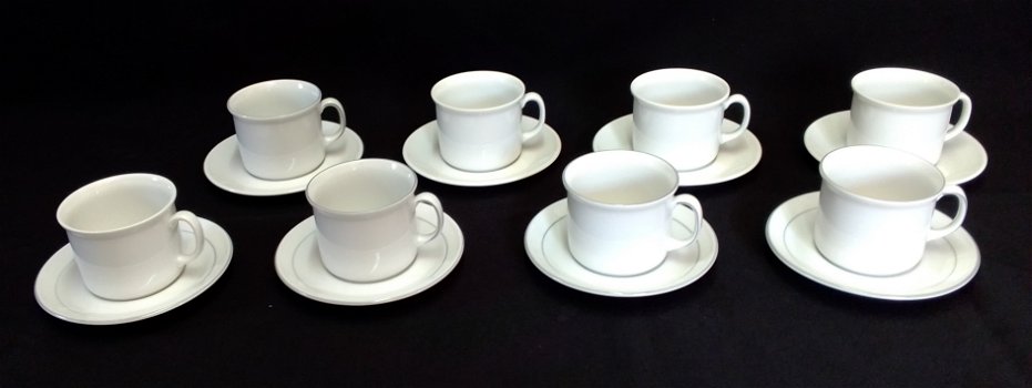 8 vintage porcelein koffiekopjes, Kronester,zgan,wit,jr’80 - 0