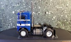 Freightliner COE blauw 1976 1/43 Ixo V663