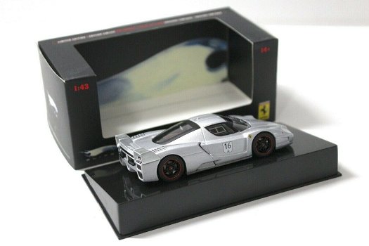 1:43 Hot Wheels Elite N5609 Ferrari FXX silver #16 - 2