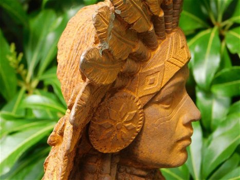 beeld van een Indiaan,,sculptuur, gietijzer, gedetailleerd - 7