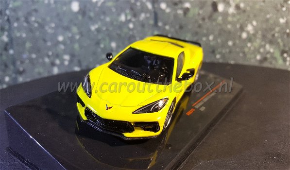 Chevrolet Corvette C8 Stingray geel 1/43 Ixo V675 - 1