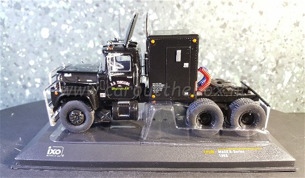 Mack R Series RUBBER DUCK zwart 1/43 Ixo V683 - 0