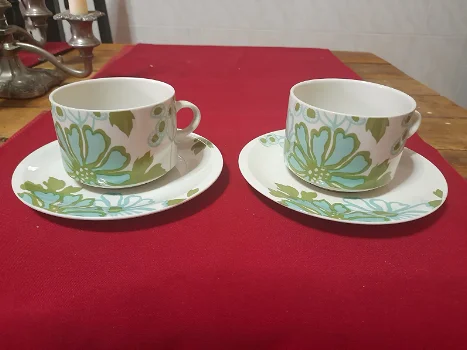 onderdelen van het SCARLET servies van Villeroy & Boch...jaren `60 - 0