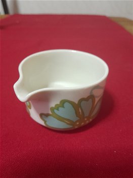 onderdelen van het SCARLET servies van Villeroy & Boch...jaren `60 - 1