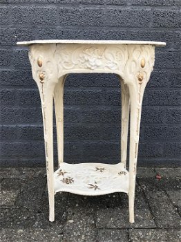 Een gietijzeren tafel, wit, art nouveau , bloem , - 0