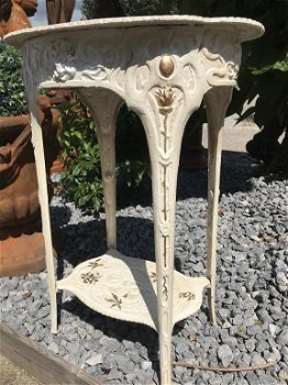 Een gietijzeren tafel, wit, art nouveau , bloem , - 6