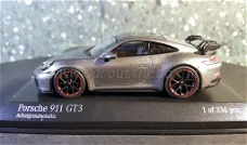 Porsche 911 GT3 achatgraumetallic 1:43 Minichamps