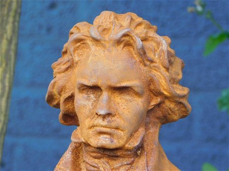 beeld van Ludwig van Beethoven , volledig uit gietijzer - 1