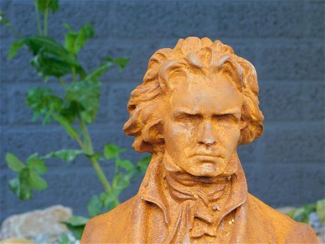 beeld van Ludwig van Beethoven , volledig uit gietijzer - 3