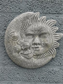Reliëf wandplaat steen zon en de maan gietsteen, grijs - 0