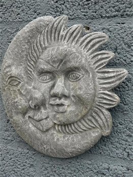 Reliëf wandplaat steen zon en de maan gietsteen, grijs - 1